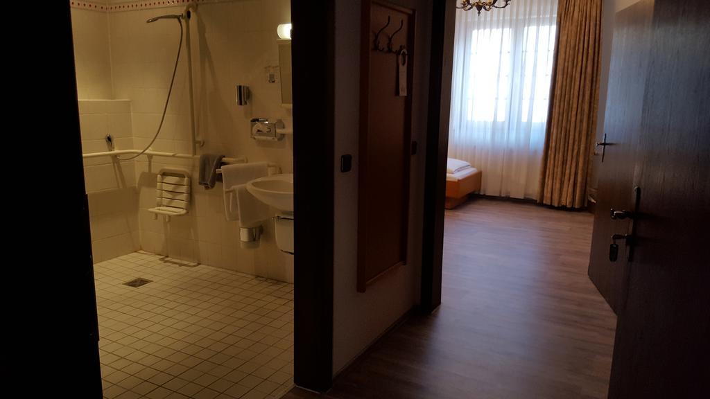Hotel Alt Steinbach Steinbach im Taunus Exteriör bild